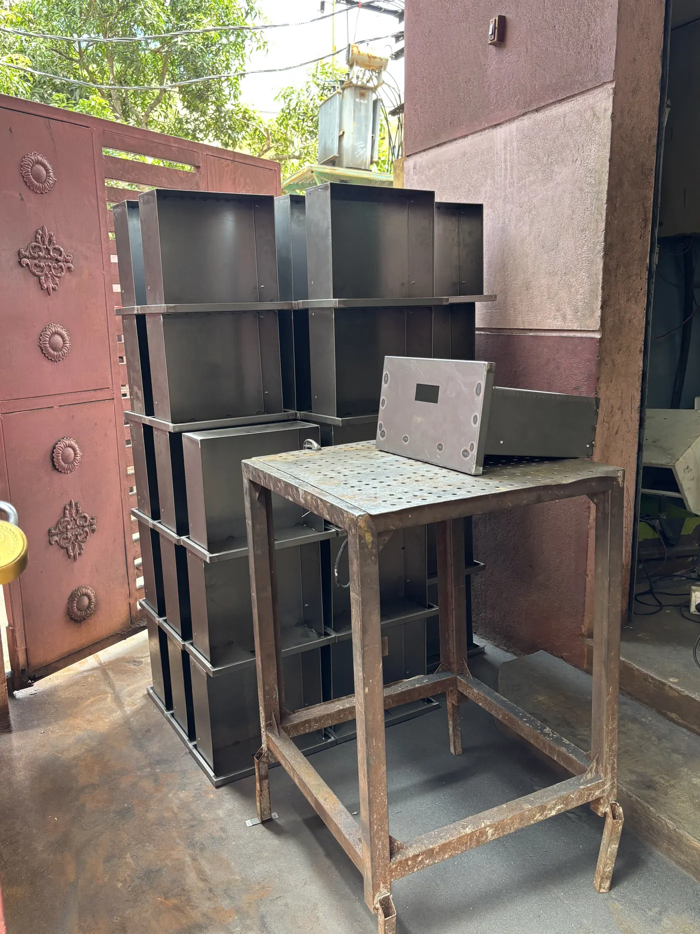 Final assembly and powder coat touch-up station before dispatch